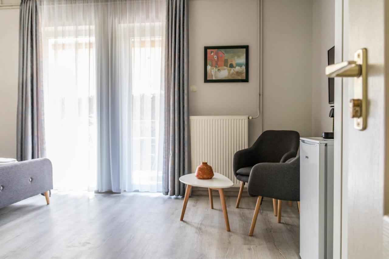 Balatonalmádi Villa 21 Boutique Rooms المظهر الخارجي الصورة