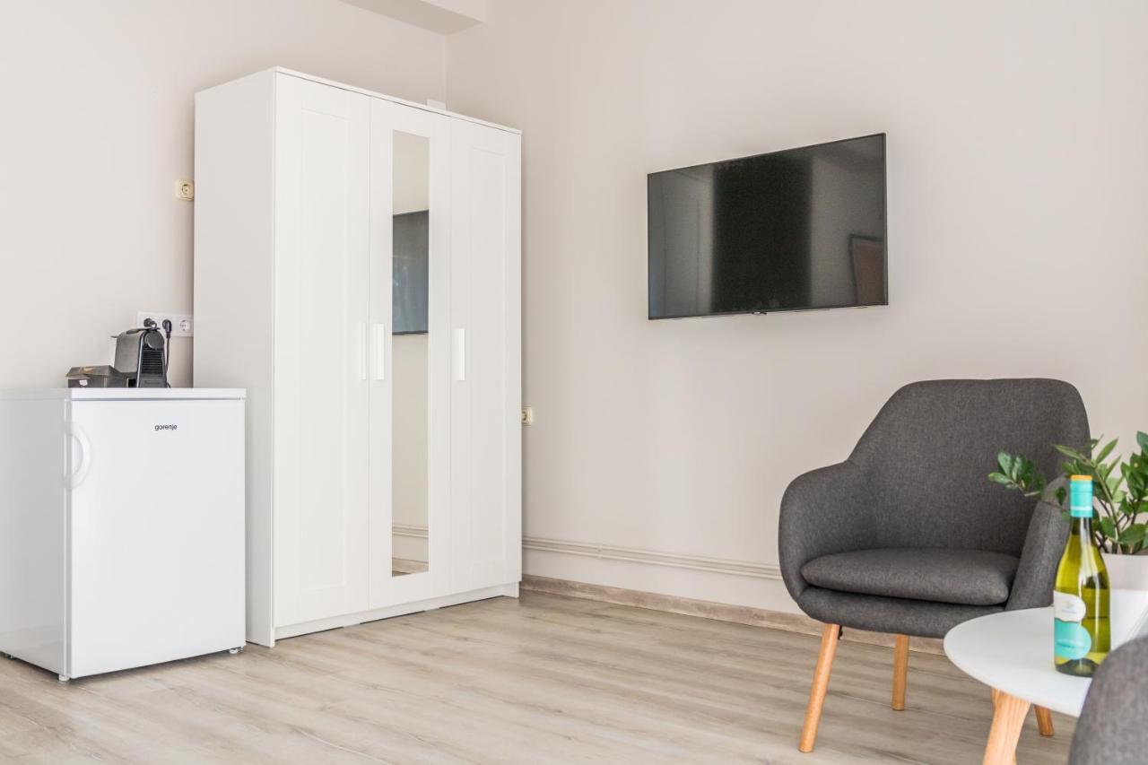Balatonalmádi Villa 21 Boutique Rooms المظهر الخارجي الصورة