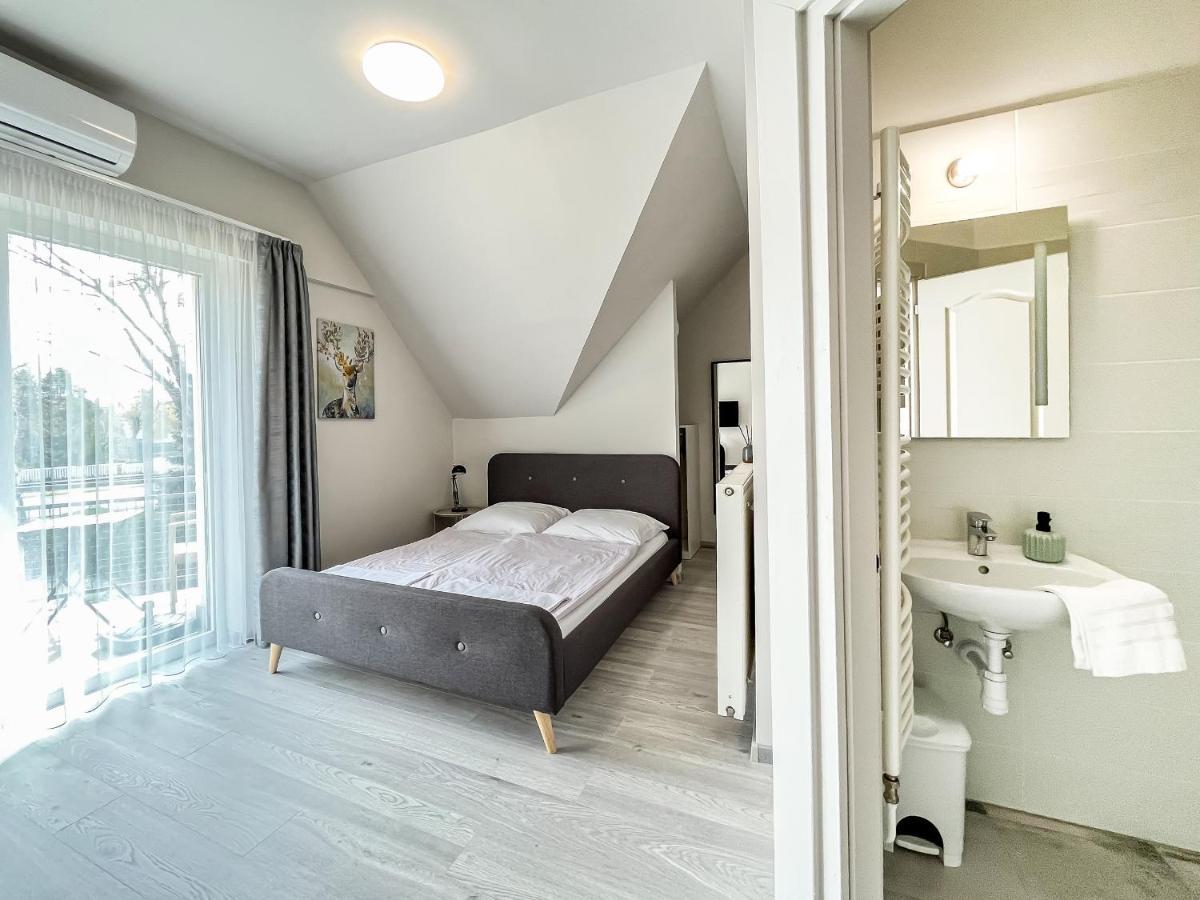 Balatonalmádi Villa 21 Boutique Rooms المظهر الخارجي الصورة