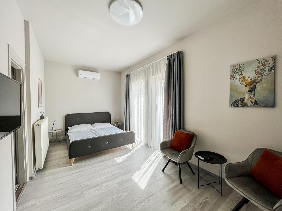 Balatonalmádi Villa 21 Boutique Rooms المظهر الخارجي الصورة