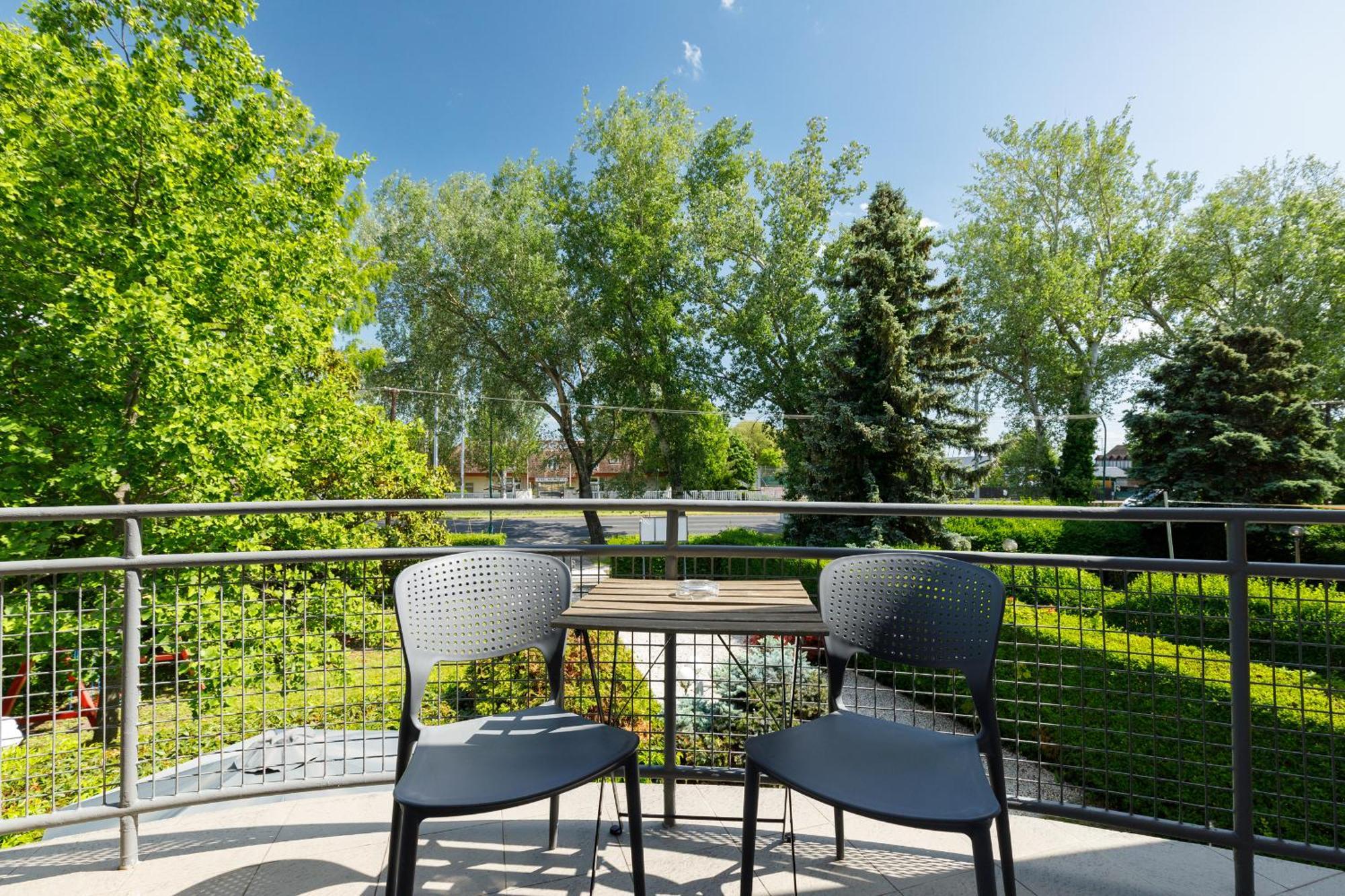Balatonalmádi Villa 21 Boutique Rooms المظهر الخارجي الصورة
