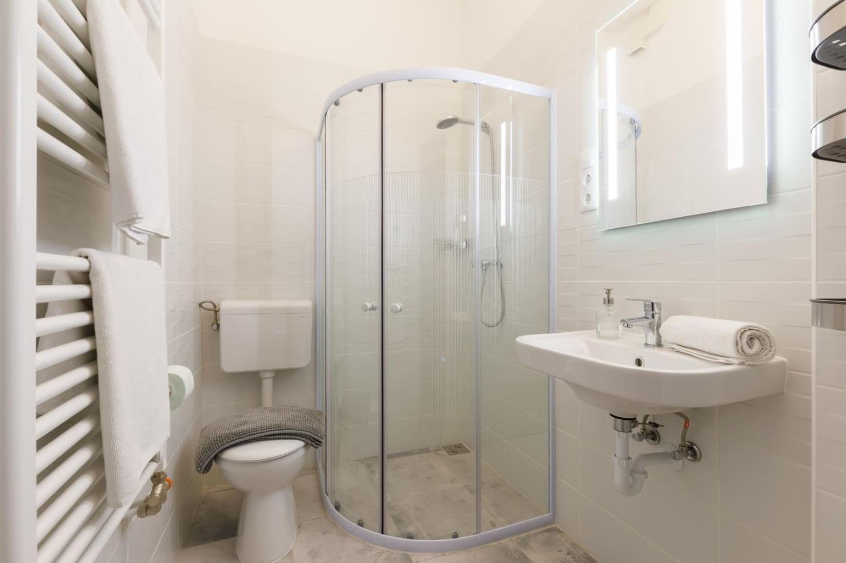 Balatonalmádi Villa 21 Boutique Rooms المظهر الخارجي الصورة